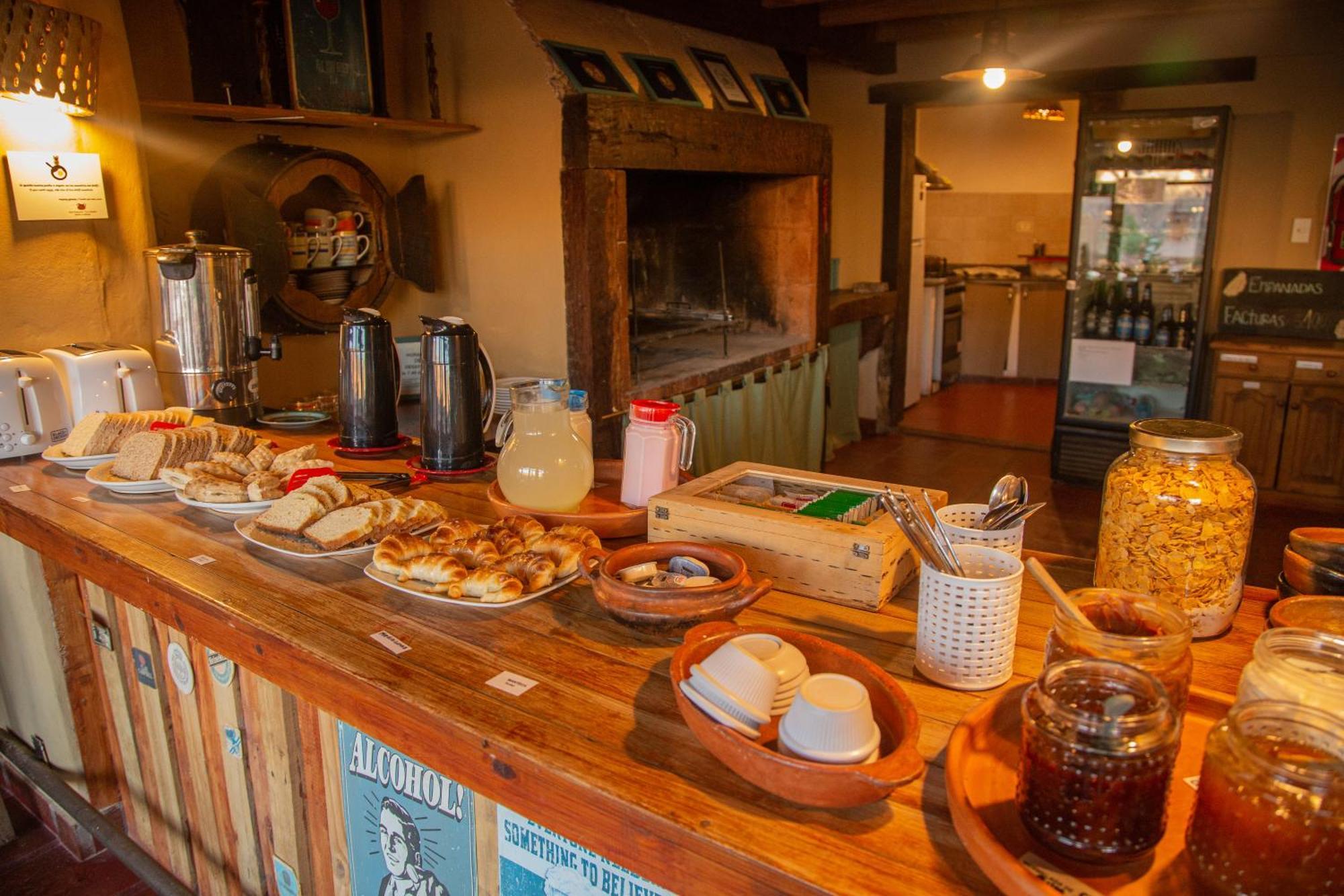 Antigua Tilcara Hostel Екстериор снимка